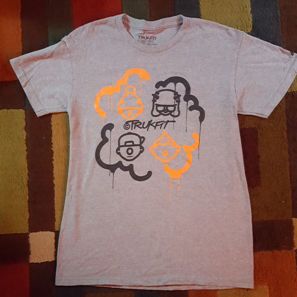 *EUC* TruckFit Skateboarding T-Shirt